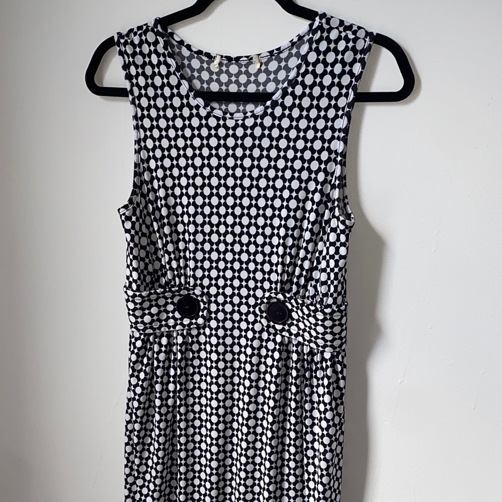 Max Studio Sleeveless Black and White Mini Dress